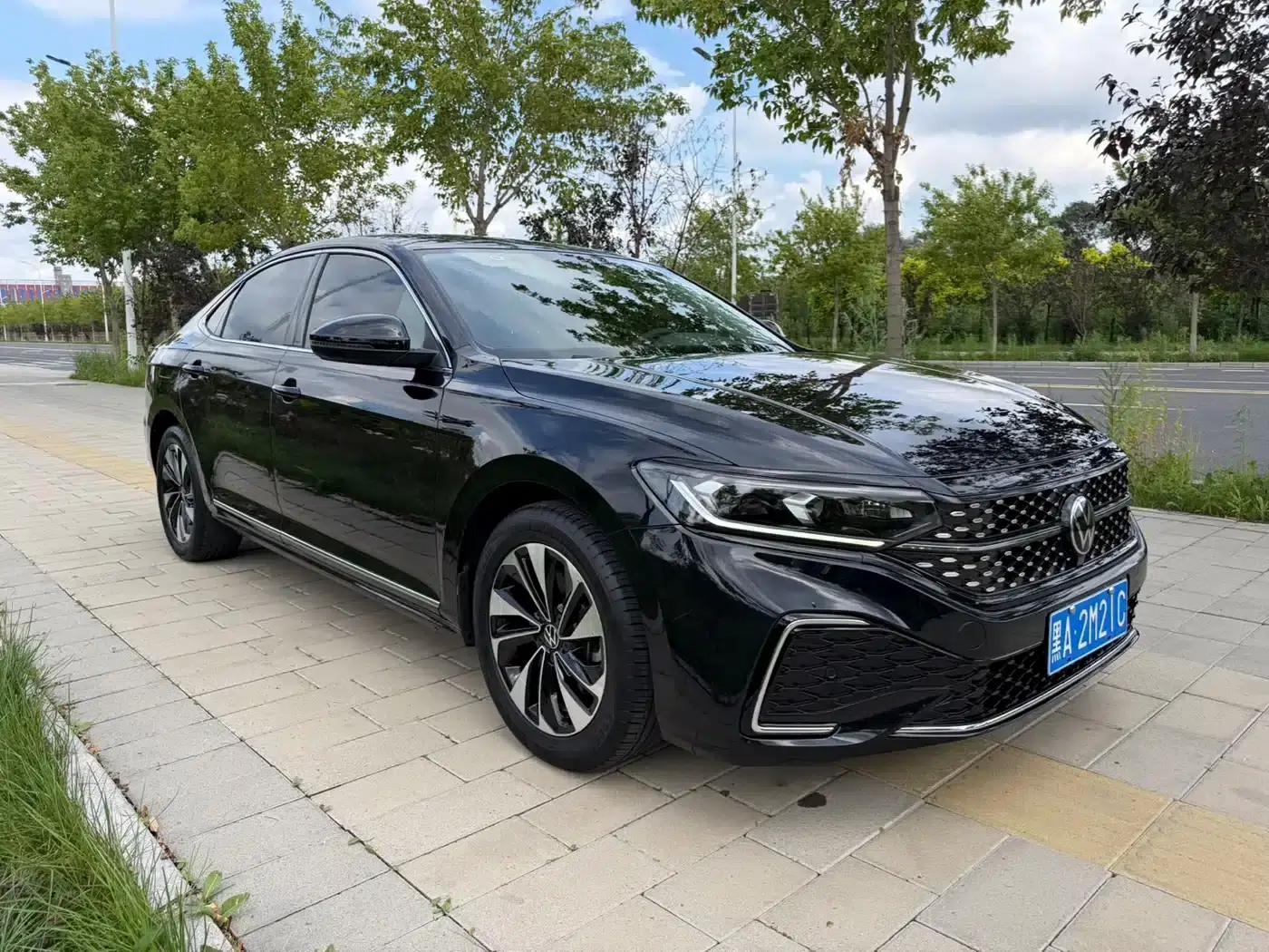 2023 Passat 280TSI Elite Edition — миниатюра 3