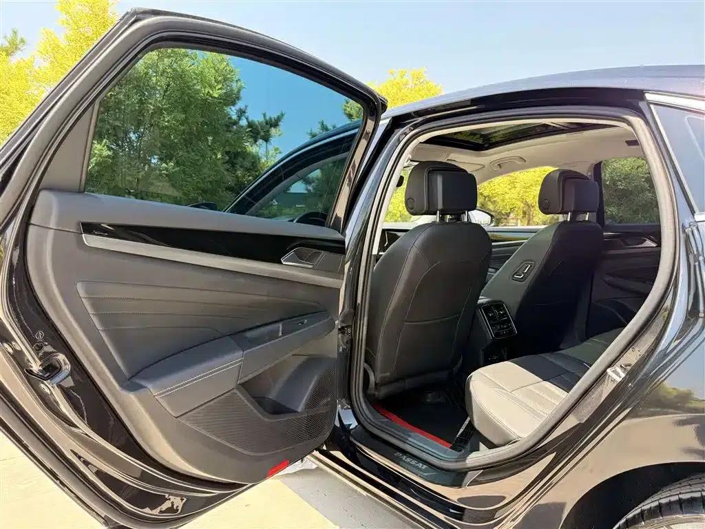 2024 Passat 330TSI Elite Edition — миниатюра 11