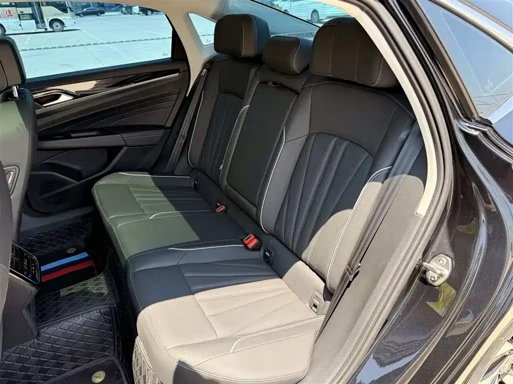 2024 Passat 330TSI Elite Edition — миниатюра 12