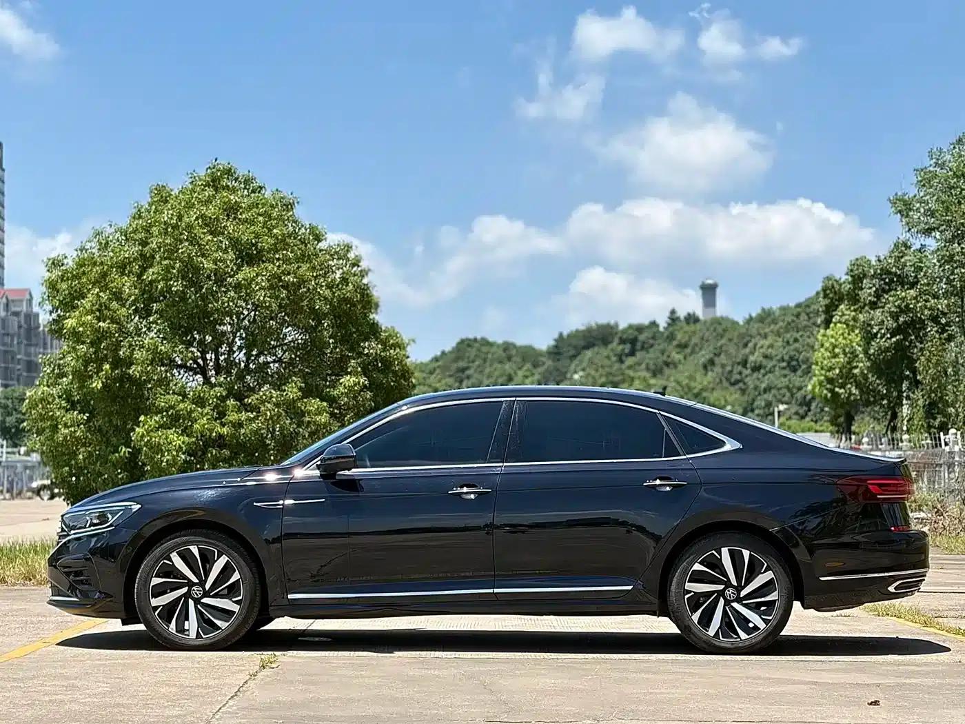 2024 Passat 380TSI Dragon Edition — миниатюра 3
