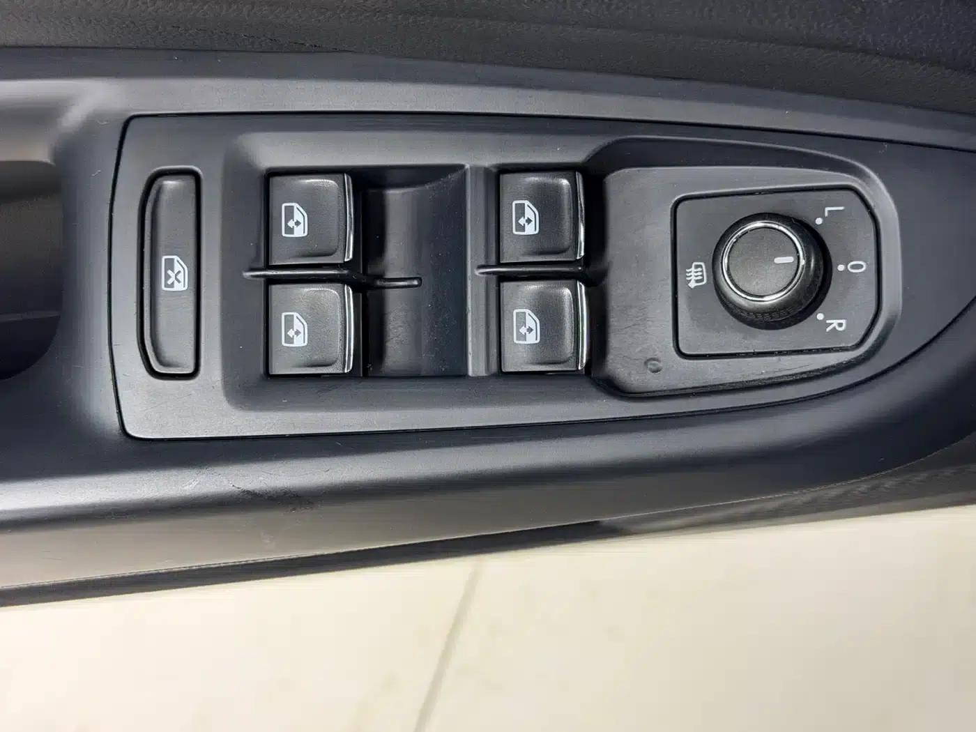 2022 Passat 280TSI Elite Edition — миниатюра 7