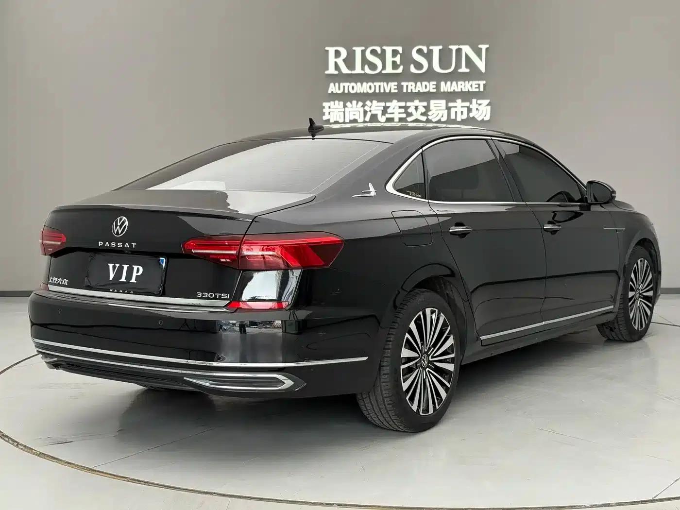 2021 Passat 330TSI Luxury Edition — миниатюра 9