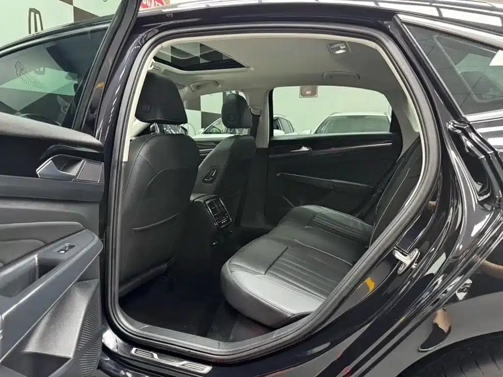 2023 Passat Facelift 280TSI Elite Edition — миниатюра 8