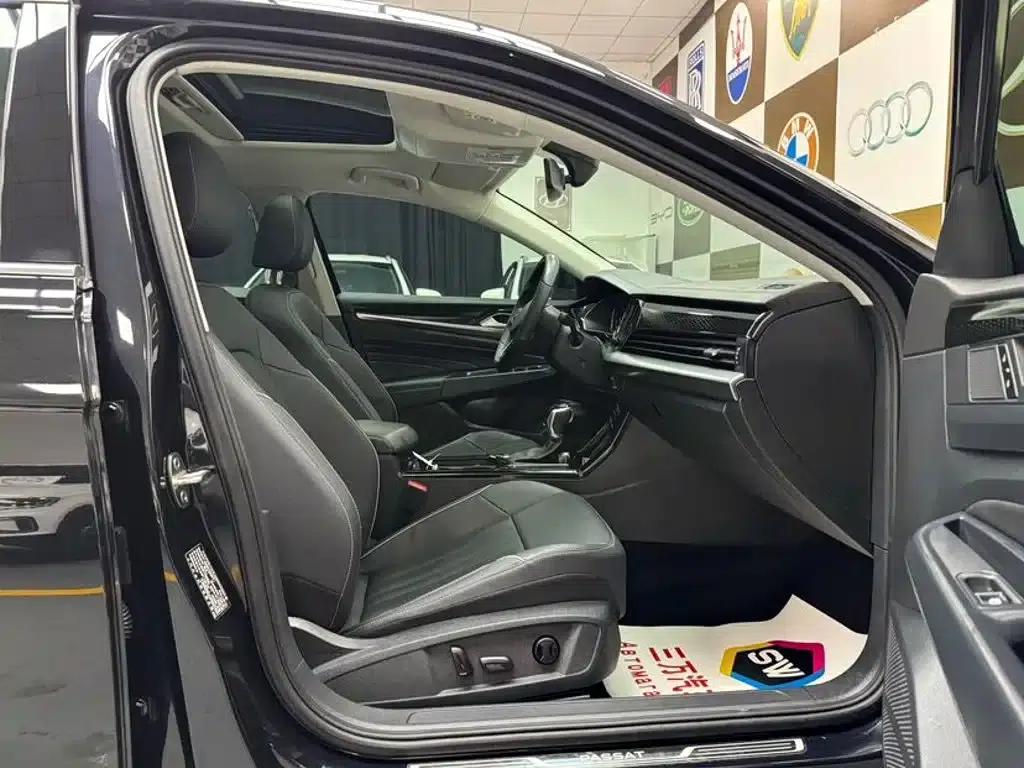 2023 Passat Facelift 280TSI Elite Edition — миниатюра 10