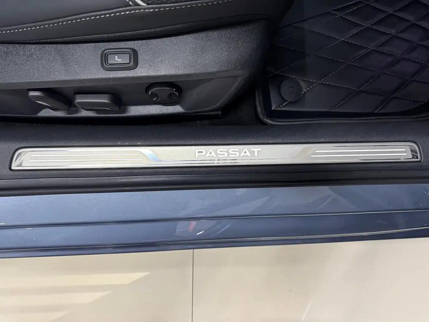 2022 Volkswagen Passat 330TSI Starry Sky Premium Edition — миниатюра 16