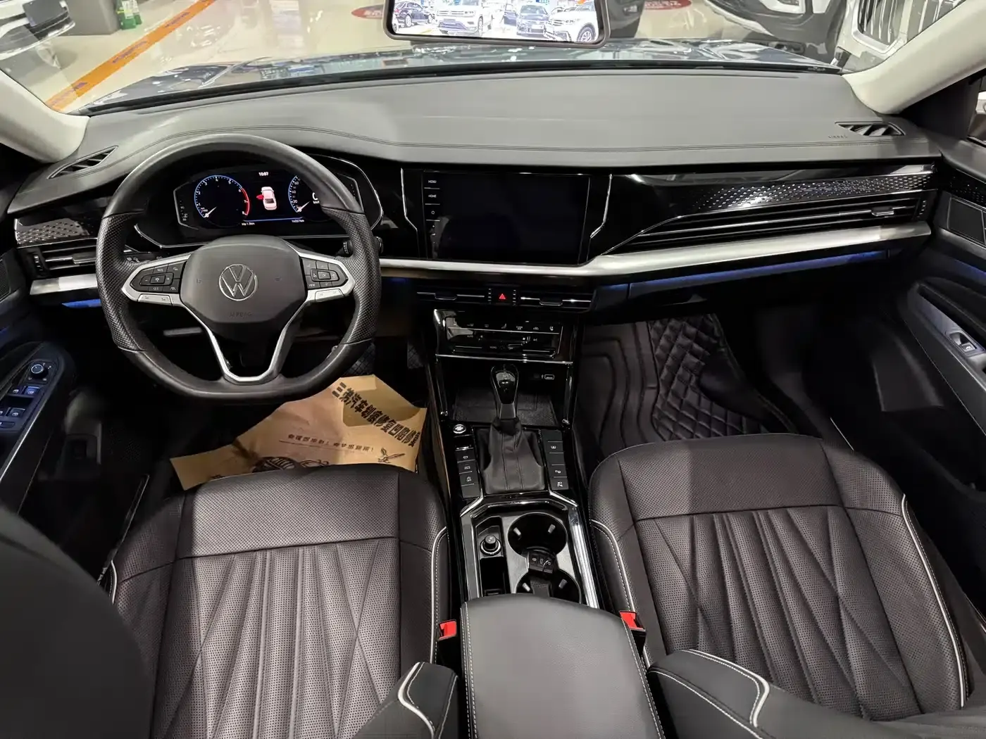 2022 Volkswagen Passat 330TSI Starry Sky Premium Edition — миниатюра 4