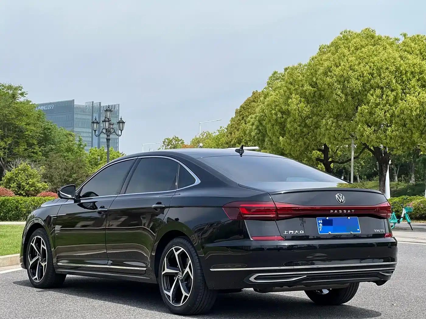 2023 Passat Facelift 330TSI Starry Sky Luxury Edition — миниатюра 7