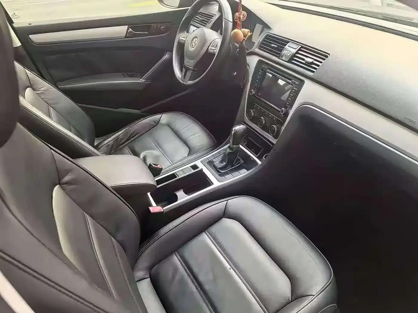 2013 Passat 1.8TSI DSG Premium Edition — миниатюра 3