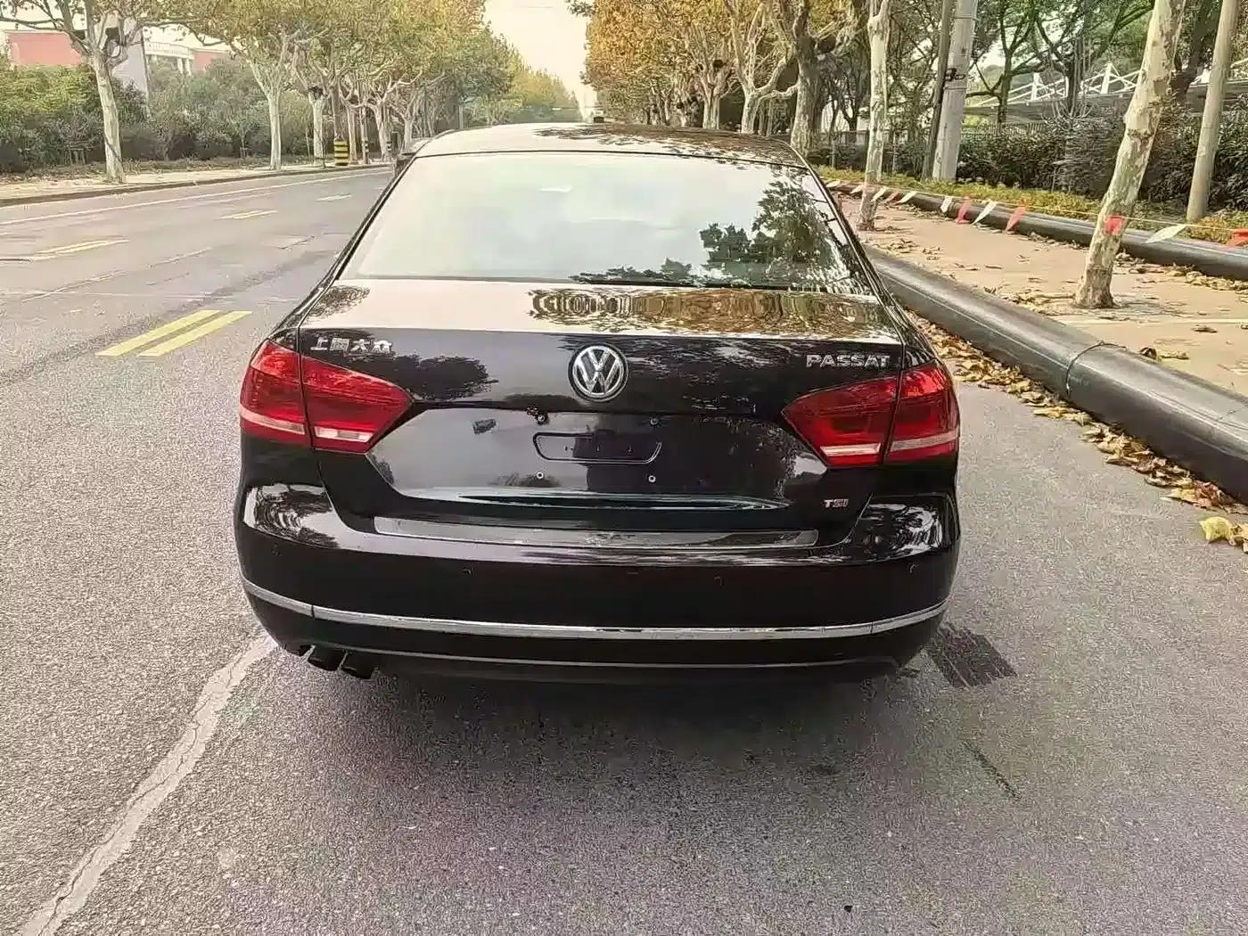2013 Passat 1.8TSI DSG Premium Edition — миниатюра 6