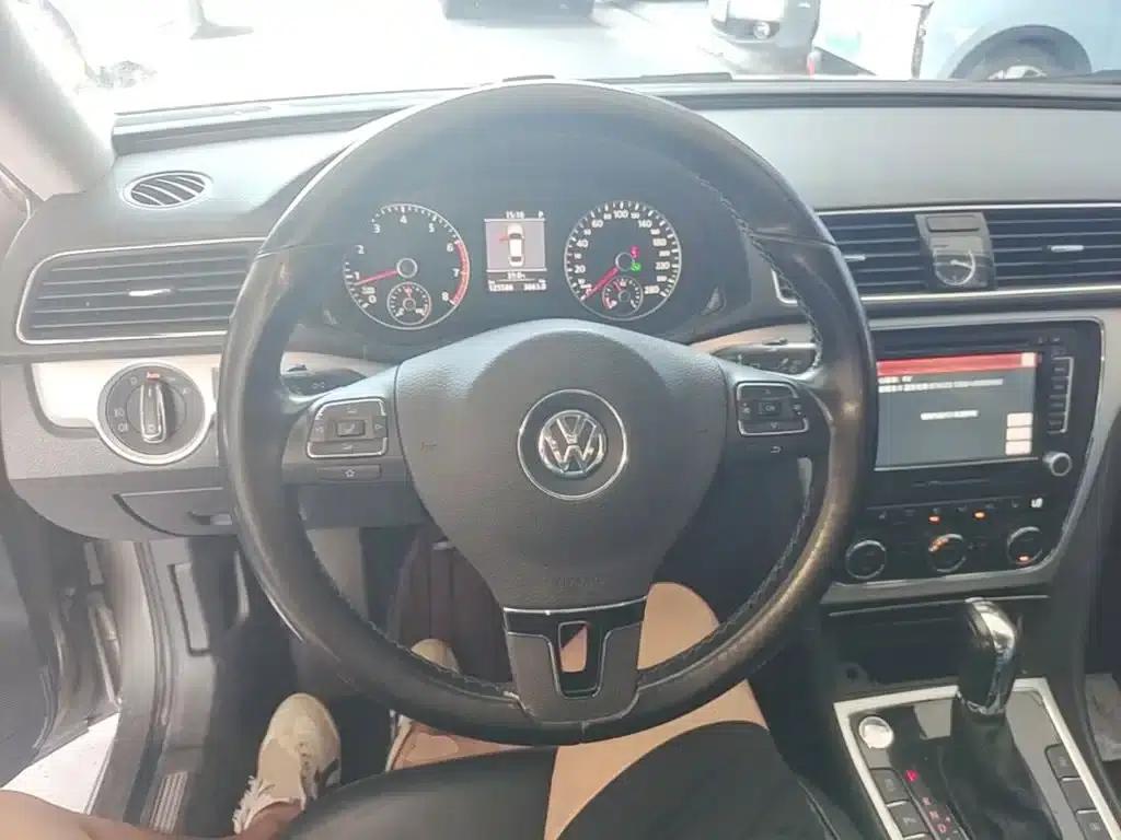 2014 Passat 1.8TSI DSG Royal Edition — миниатюра 11