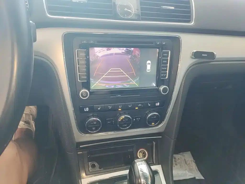 2014 Passat 1.8TSI DSG Royal Edition — миниатюра 13