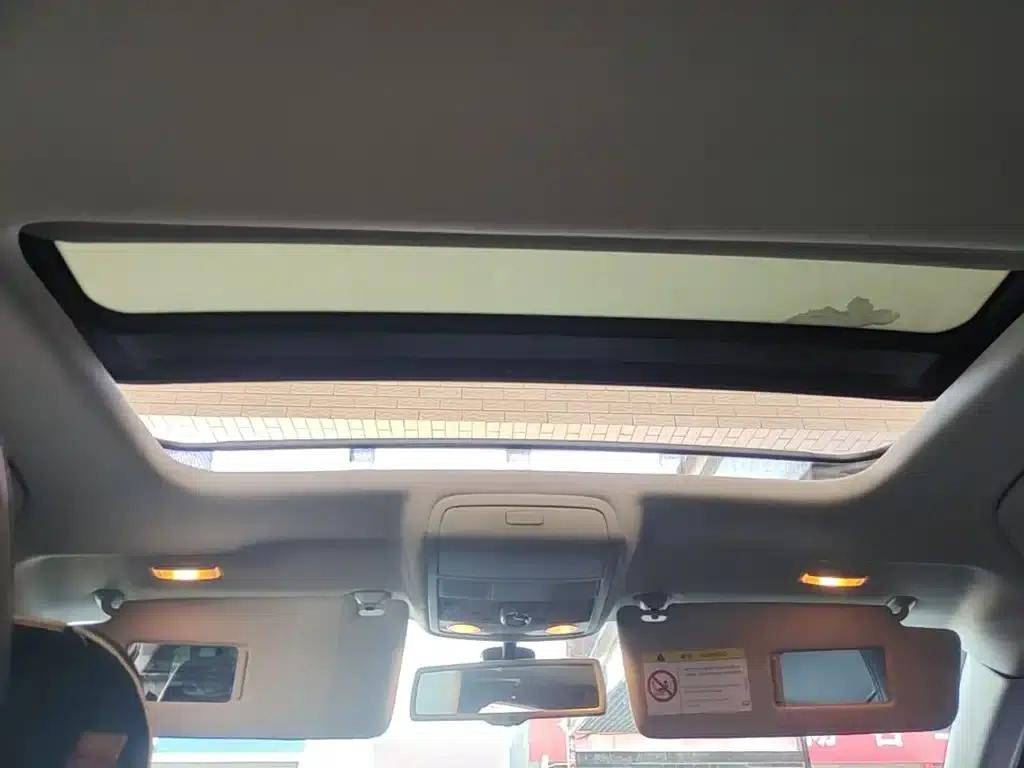 2014 Passat 1.8TSI DSG Royal Edition — миниатюра 18