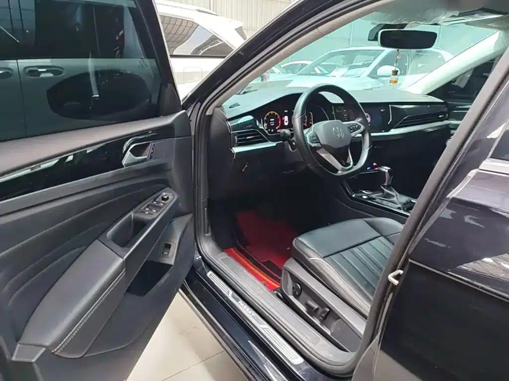 2022 Volkswagen Passat 330TSI Elite Edition — миниатюра 16