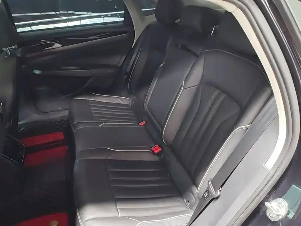 2022 Volkswagen Passat 330TSI Elite Edition — миниатюра 17