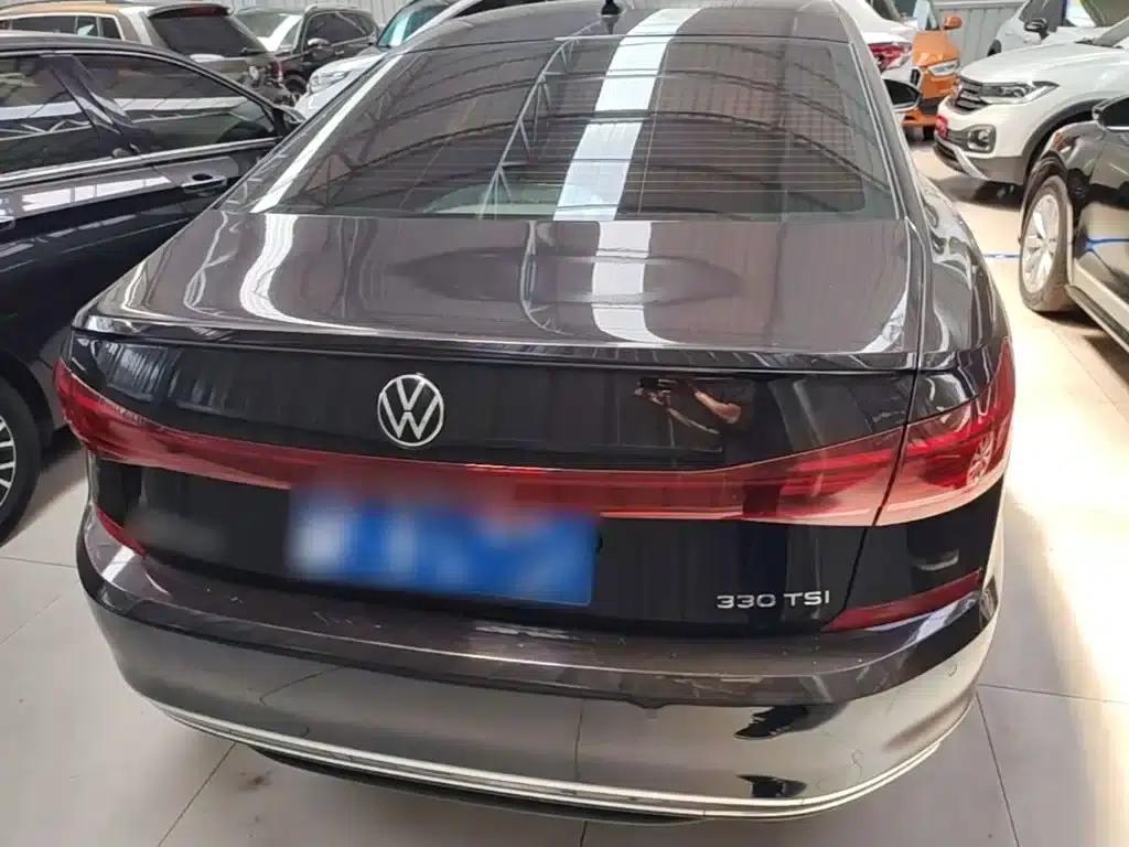 2022 Volkswagen Passat 330TSI Elite Edition — миниатюра 6
