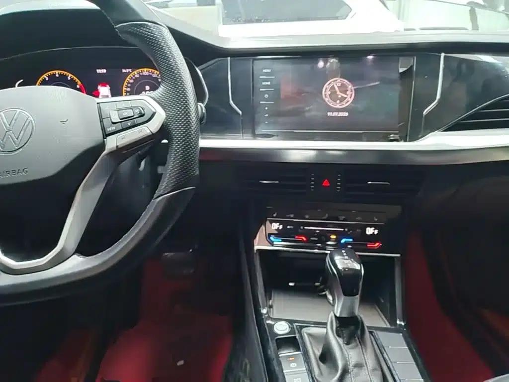 2022 Volkswagen Passat 330TSI Elite Edition — миниатюра 10
