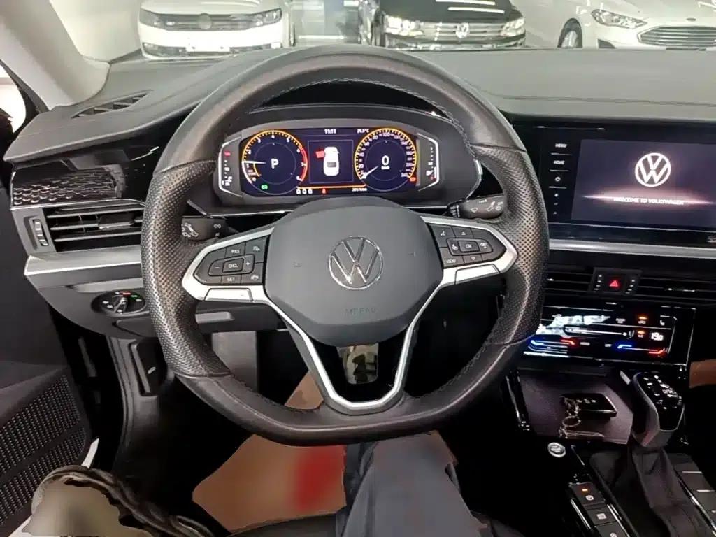 2022 Volkswagen Passat 330TSI Elite Edition — миниатюра 11