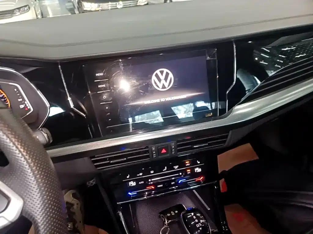 2022 Volkswagen Passat 330TSI Elite Edition — миниатюра 13