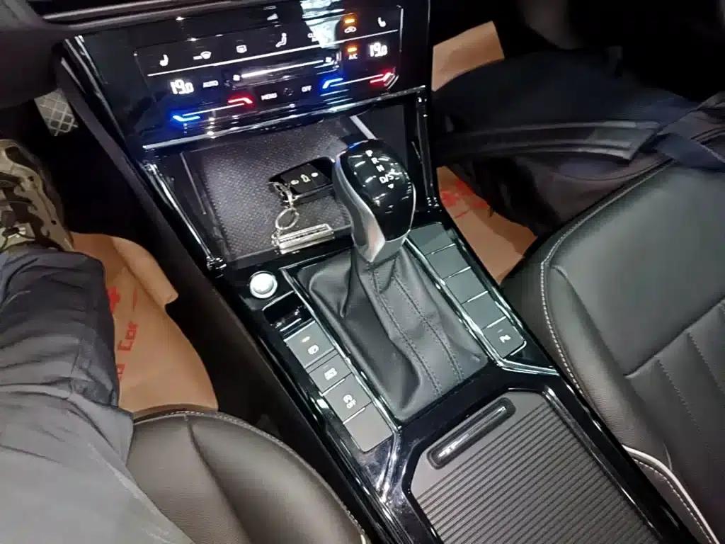 2022 Volkswagen Passat 330TSI Elite Edition — миниатюра 14