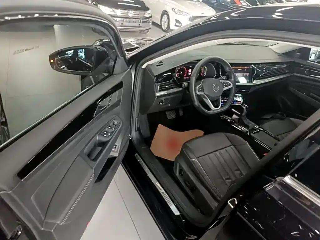 2022 Volkswagen Passat 330TSI Elite Edition — миниатюра 16