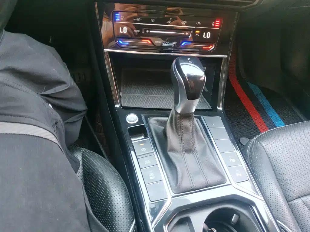 2022 Passat 330TSI Luxury Edition — миниатюра 14