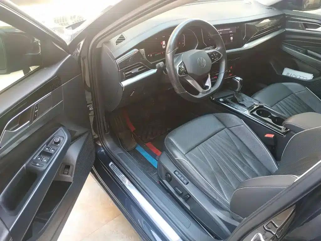 2022 Passat 330TSI Luxury Edition — миниатюра 16