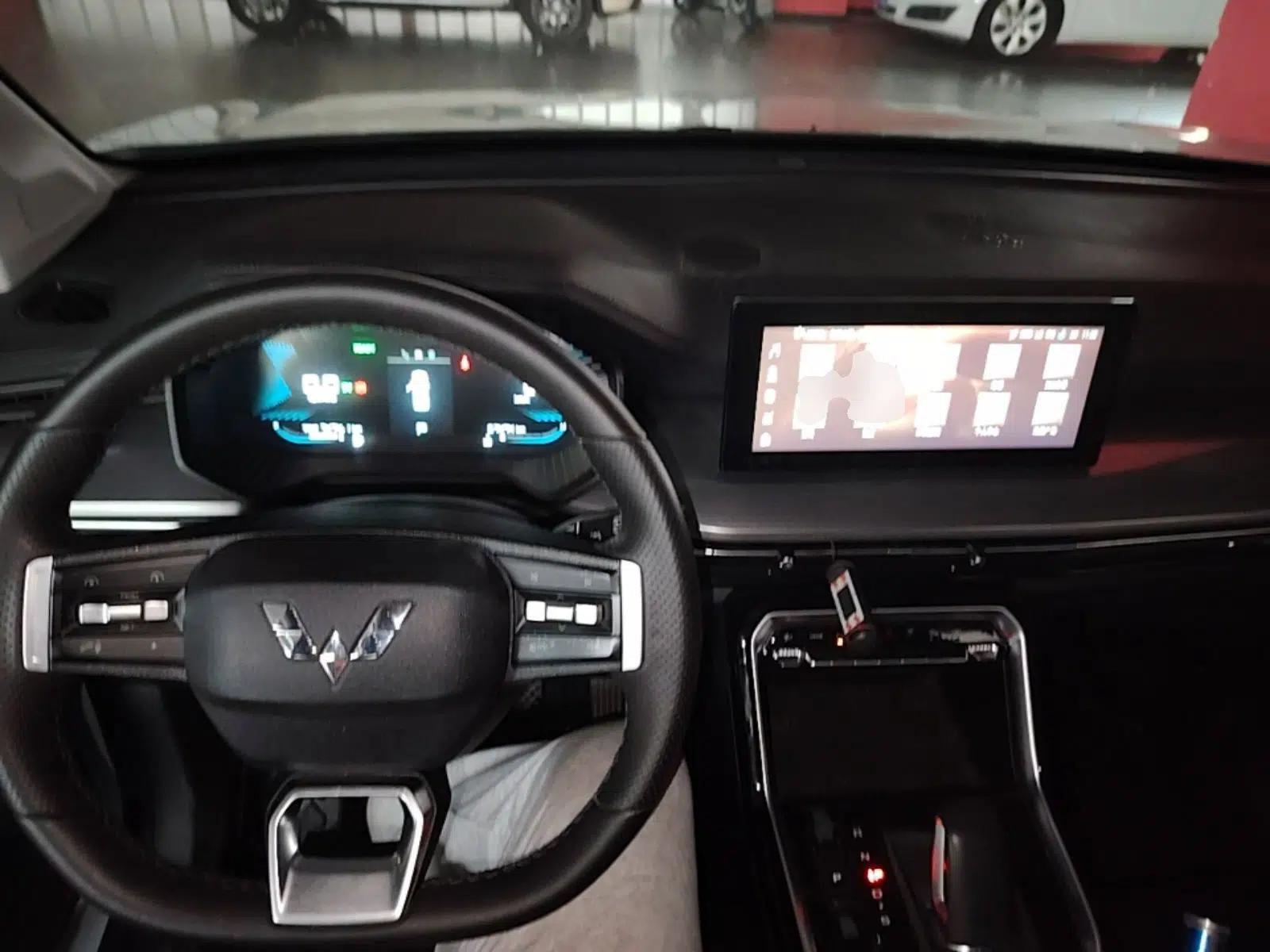Wuling Asta 2022 2.0L DHT Electric-Speed Version — миниатюра 12