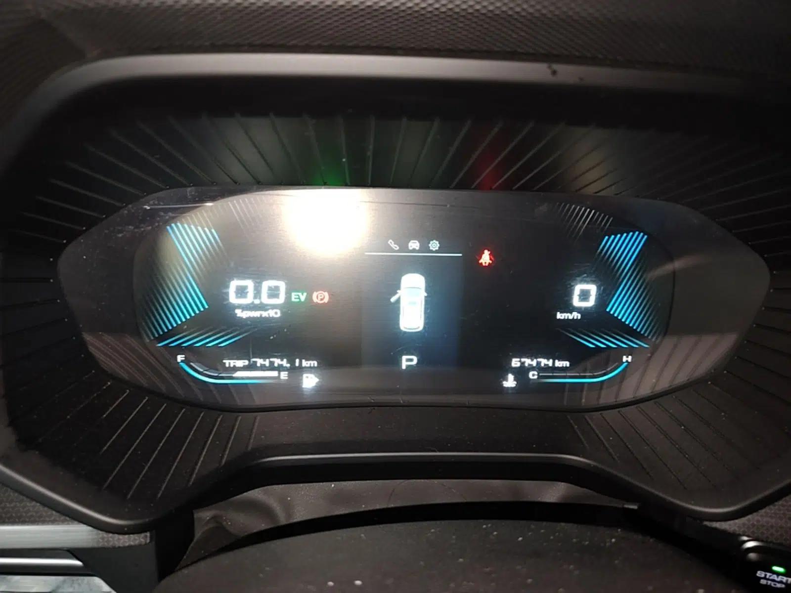 Wuling Asta 2022 2.0L DHT Electric-Speed Version — миниатюра 14