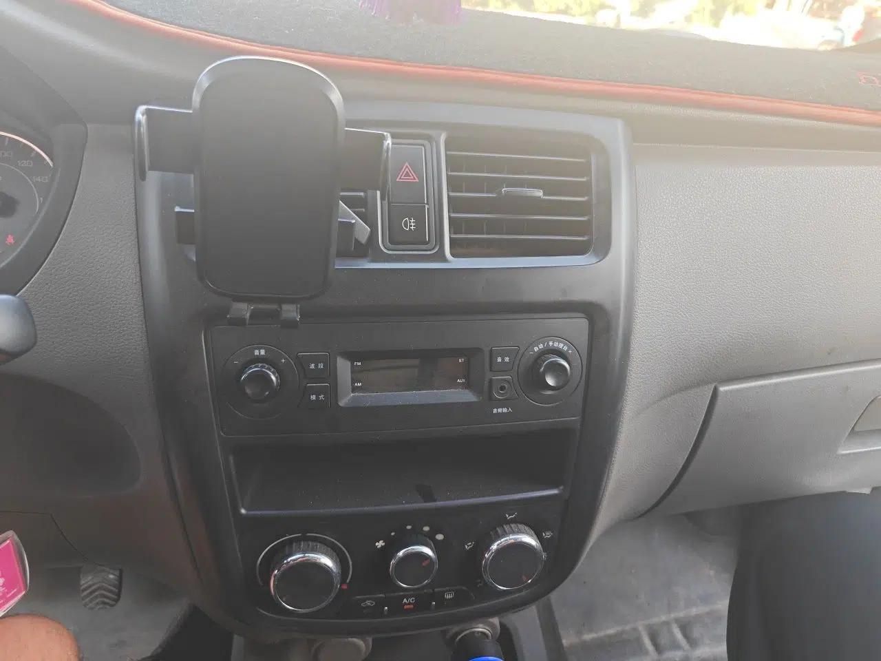 Wuling Rongguang V 2019 1.5L Window-Sealed Utility Model China VI LAR — миниатюра 13
