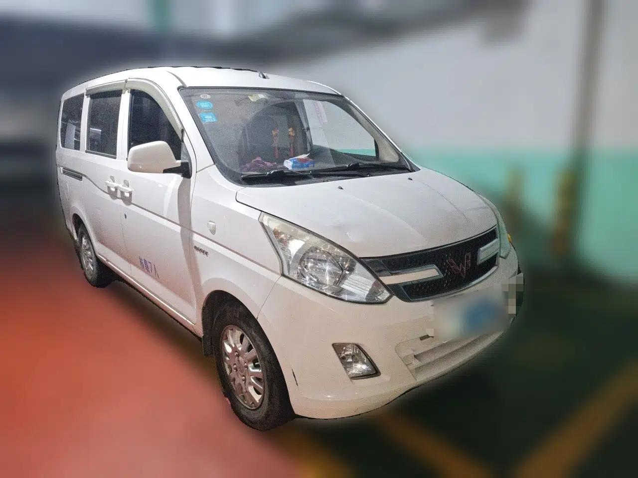 Wuling Rongguang V 2018 1.5L Standard Version — миниатюра 3