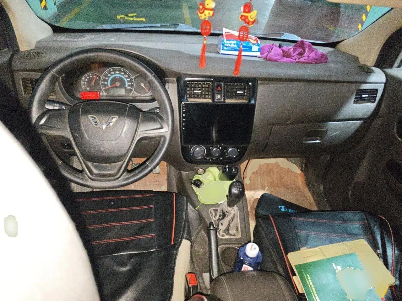 Wuling Rongguang V 2018 1.5L Standard Version — миниатюра 9