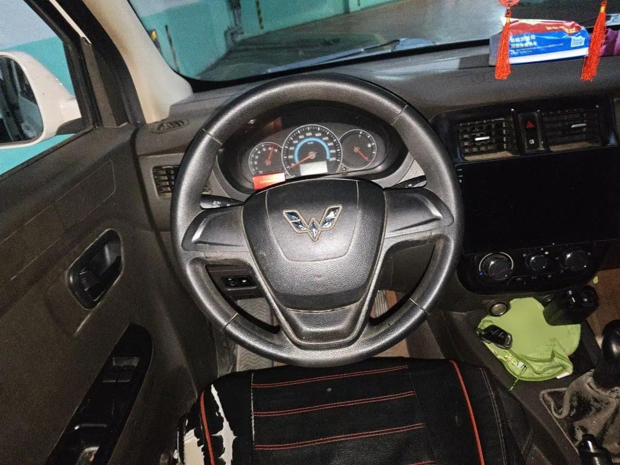 Wuling Rongguang V 2018 1.5L Standard Version — миниатюра 10