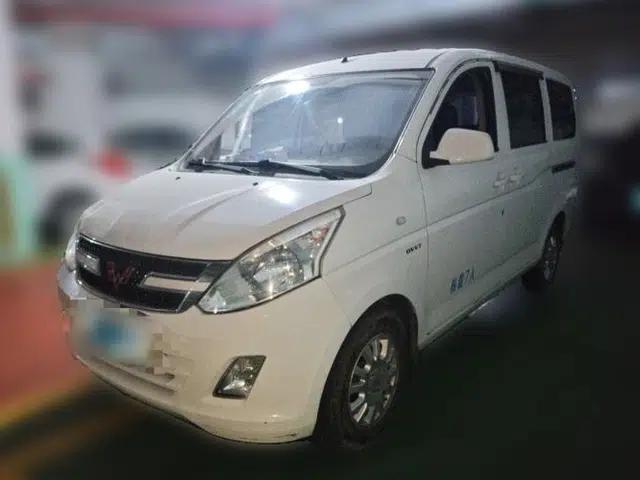 Wuling Rongguang V 2018 1.5L Standard Version