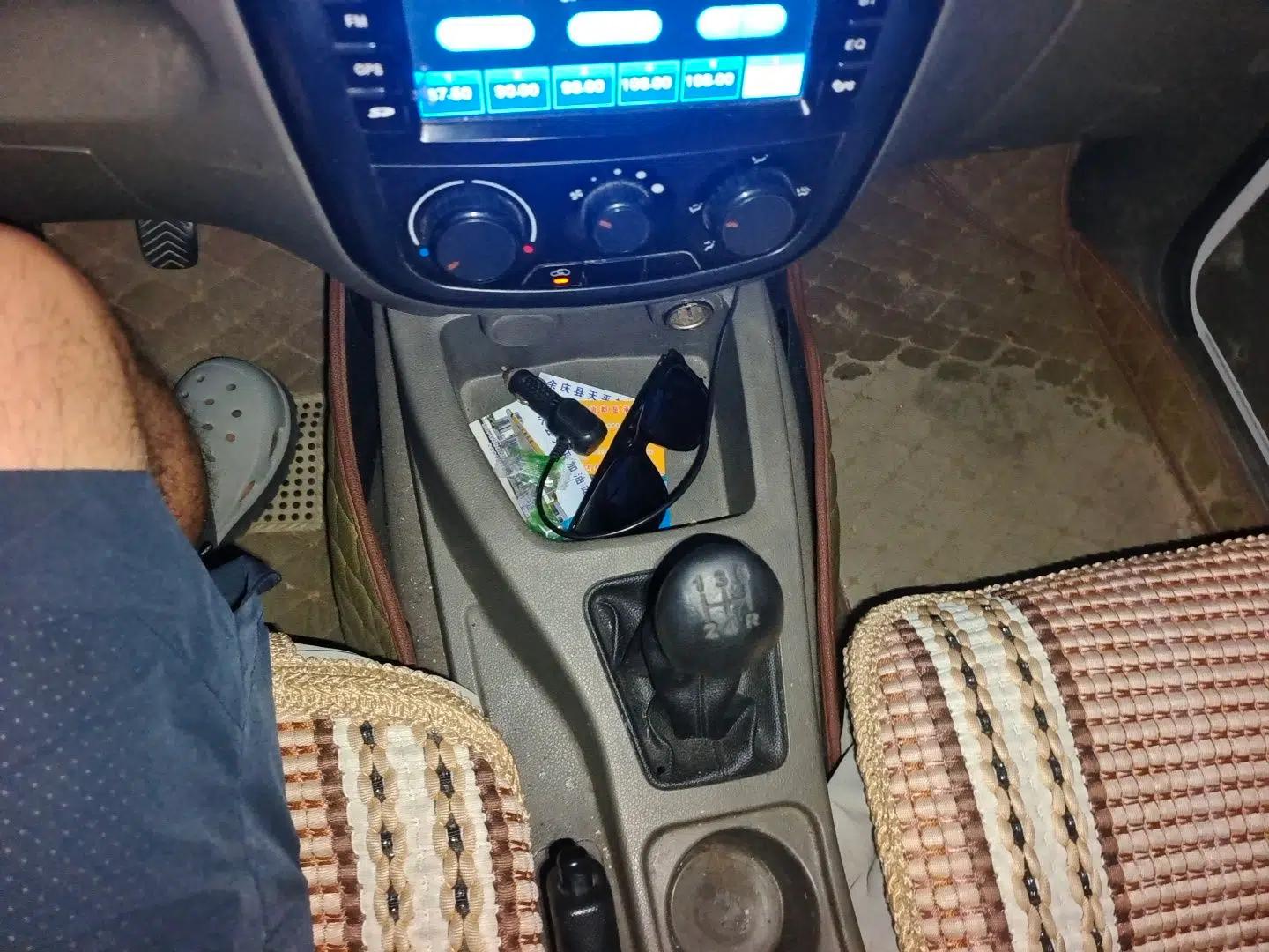Wuling Rongguang V 2015 1.5L Base Version — миниатюра 14