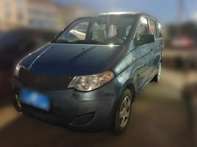 Wuling Rongguang V 2015 1.5L Base Version