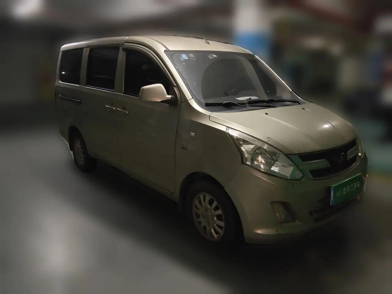 Wuling Rongguang V 2016 1.5L Standard Version — миниатюра 3