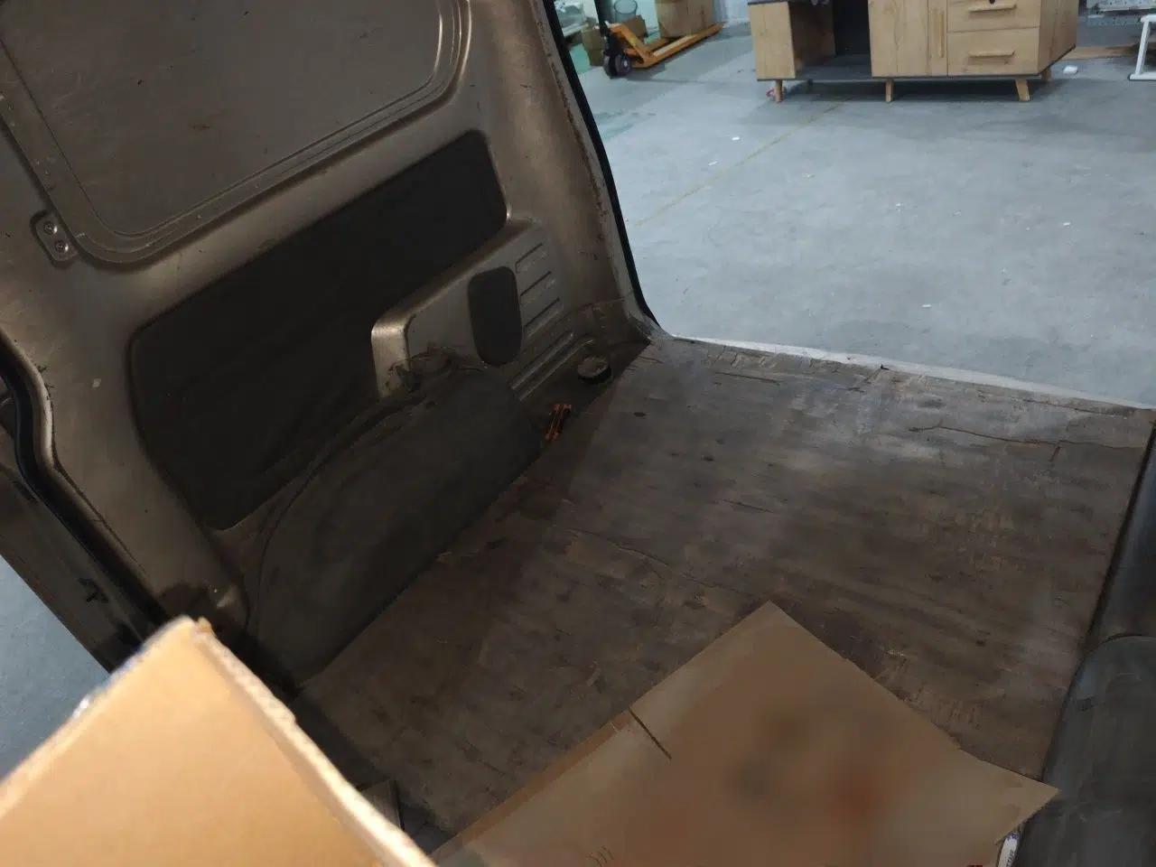 Wuling Rongguang V 2015 1.2L Practical Model — миниатюра 17