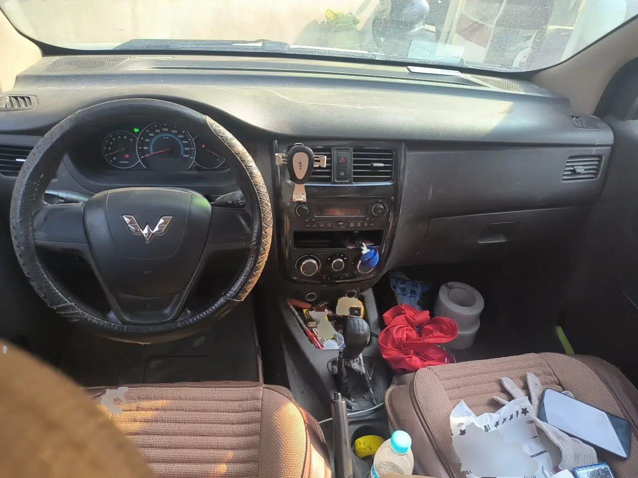 Wuling Rongguang V 2016 1.5L Standard Version — миниатюра 9