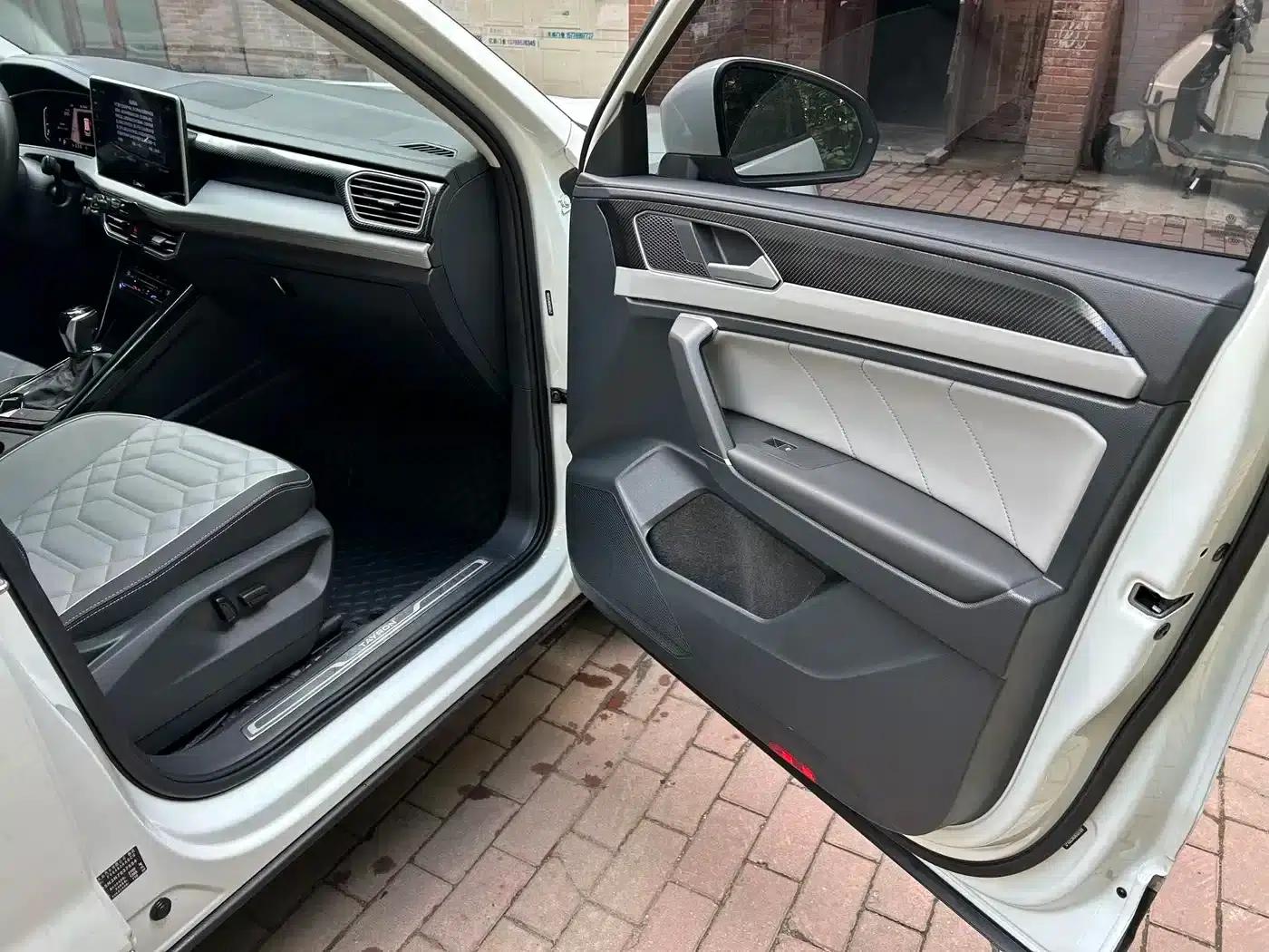 Tayron 2023 280TSI 2WD Luxury Plus Advanced Edition — миниатюра 17