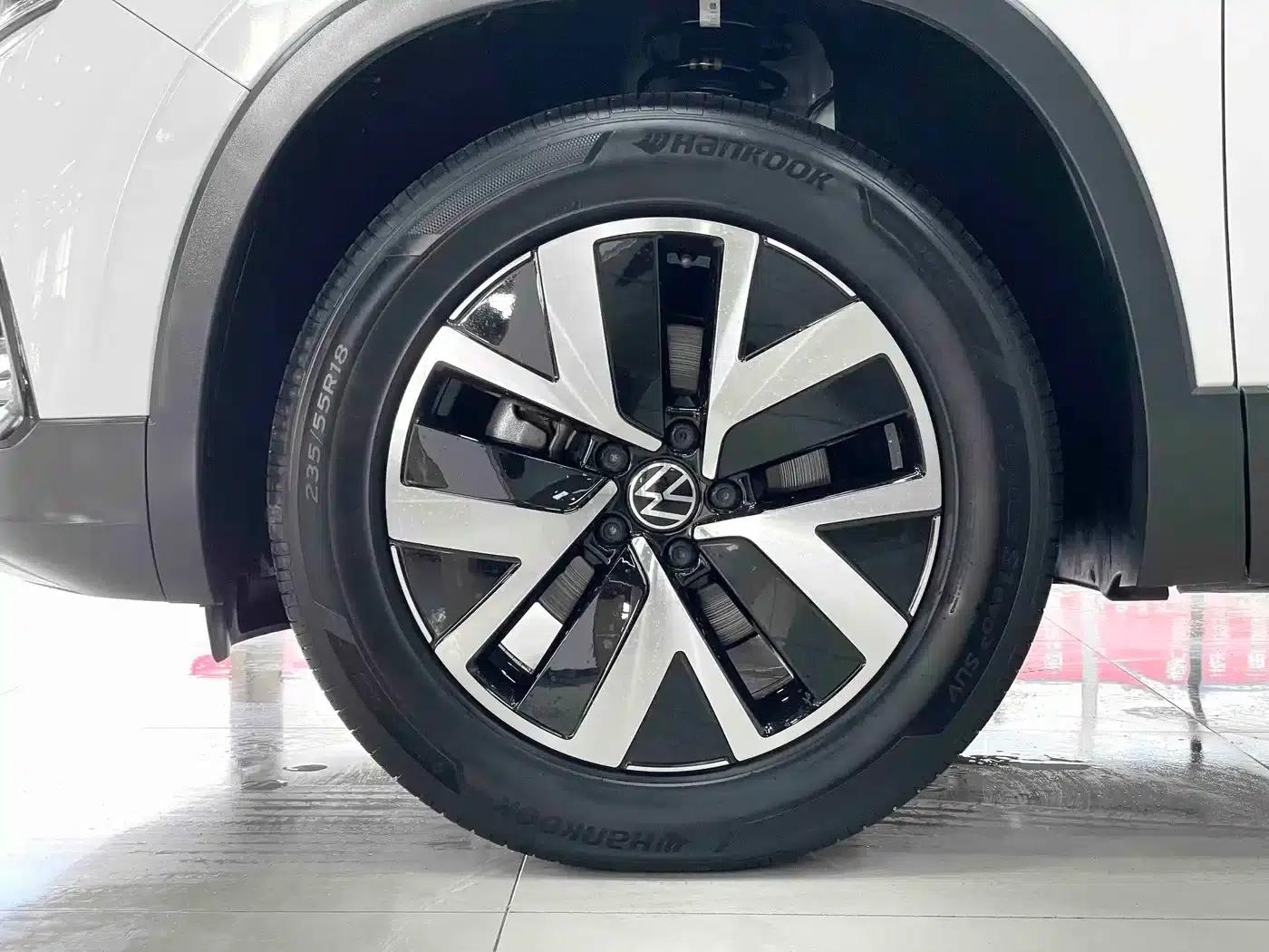 Tayron 2023 280TSI 2WD Luxury Plus Advanced Edition — миниатюра 15