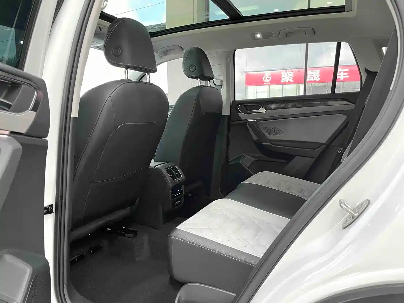 Tayron 2023 280TSI 2WD Luxury Plus Advanced Edition — миниатюра 10