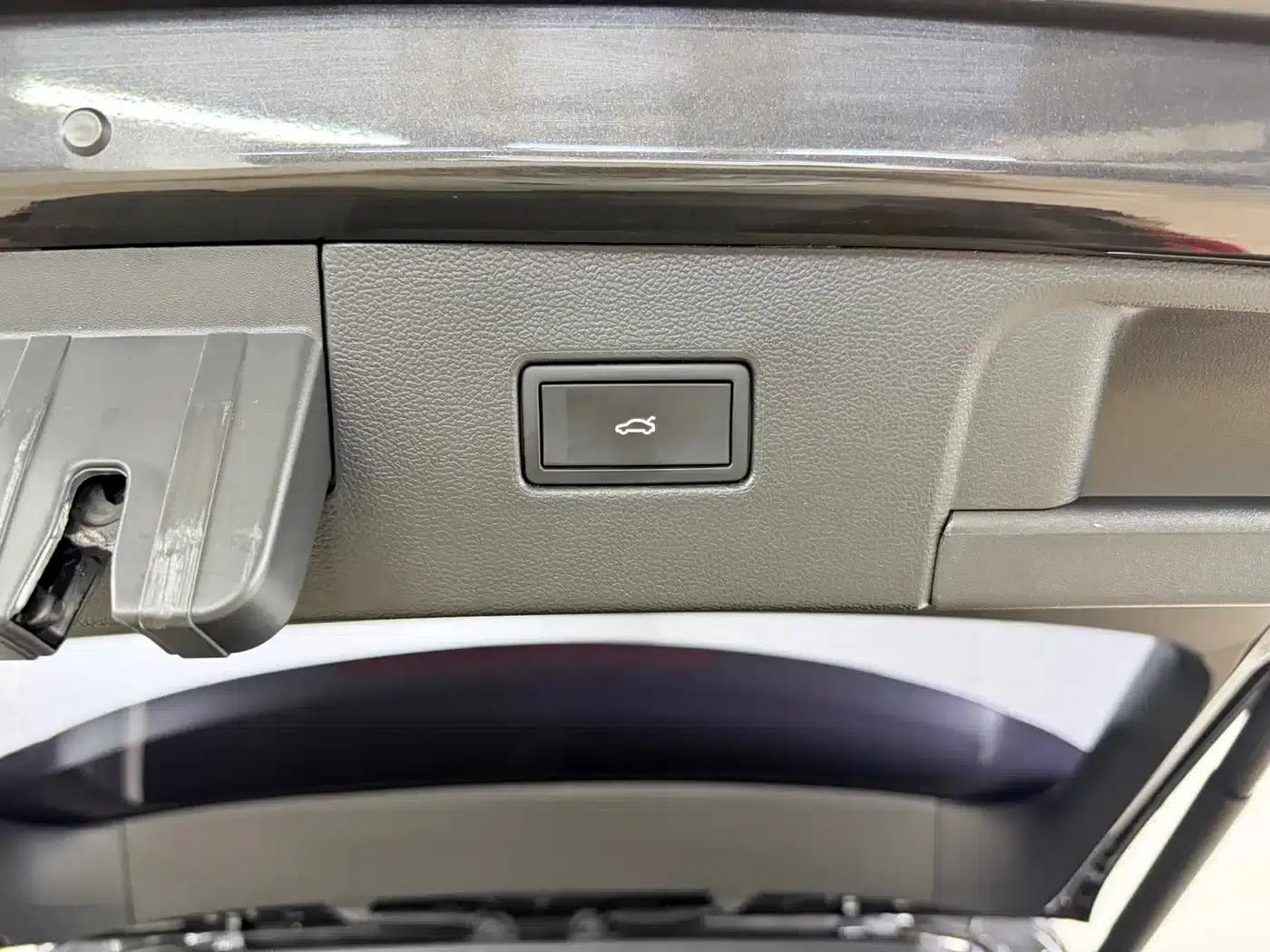 Tayron 2022 280TSI 2WD Luxury Intelligent Edition — миниатюра 15