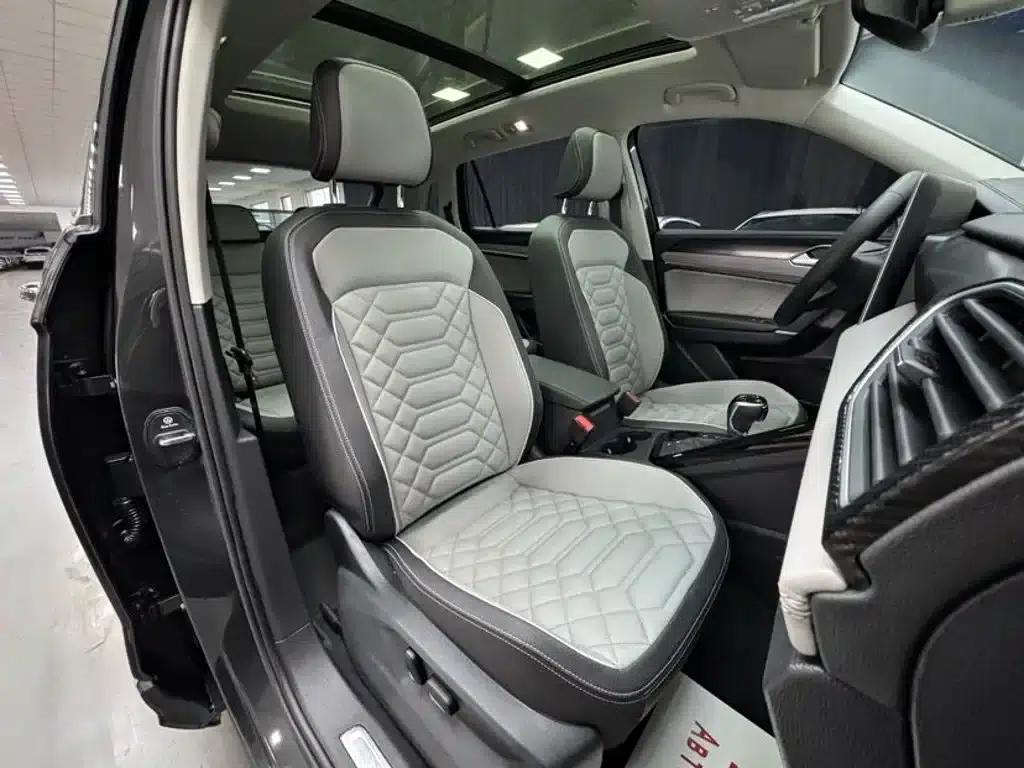 Tayron 2023 280TSI 2WD Luxury Plus Advanced Edition — миниатюра 11