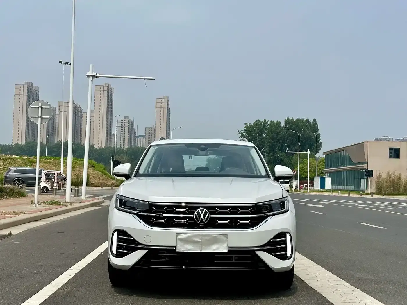 Tayron 2023 Facelift 380TSI AWD R-Line High-Performance Edition — миниатюра 2