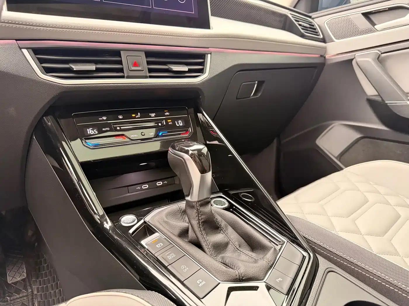 Tayron 2023 280TSI 2WD Luxury Plus Advanced Edition — миниатюра 14