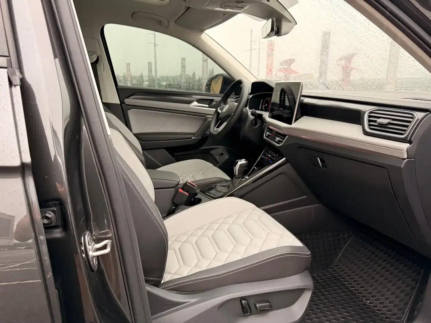 Tayron 2023 280TSI 2WD Luxury Plus Advanced Edition — миниатюра 15