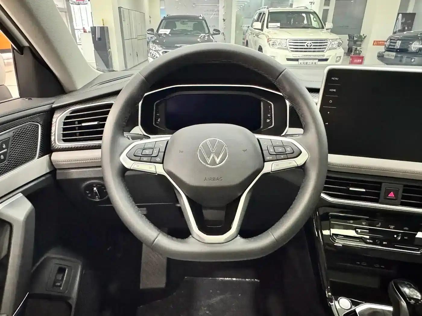 Tayron 2025 Popular Edition 300TSI — миниатюра 6