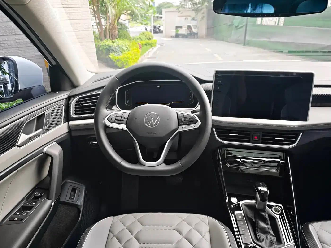 Tayron 2023 330TSI 2WD Luxury Plus Advanced Edition — миниатюра 13