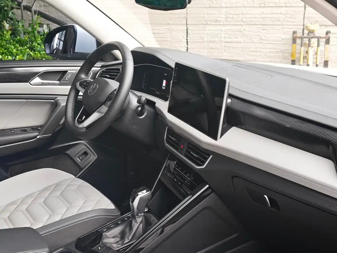Tayron 2023 330TSI 2WD Luxury Plus Advanced Edition — миниатюра 18