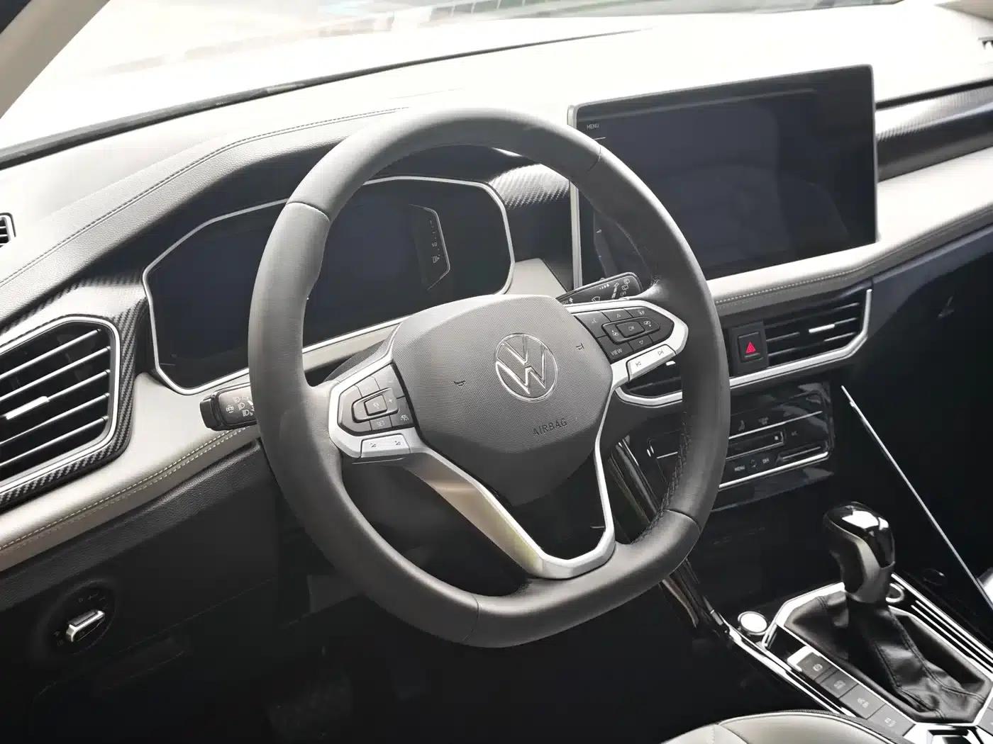 Tayron 2023 330TSI 2WD Luxury Plus Advanced Edition — миниатюра 19